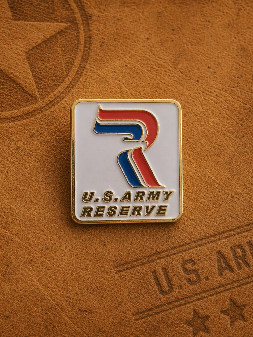 U.S. Army Reserve Vintage USA Military Lapel Pin  Badge